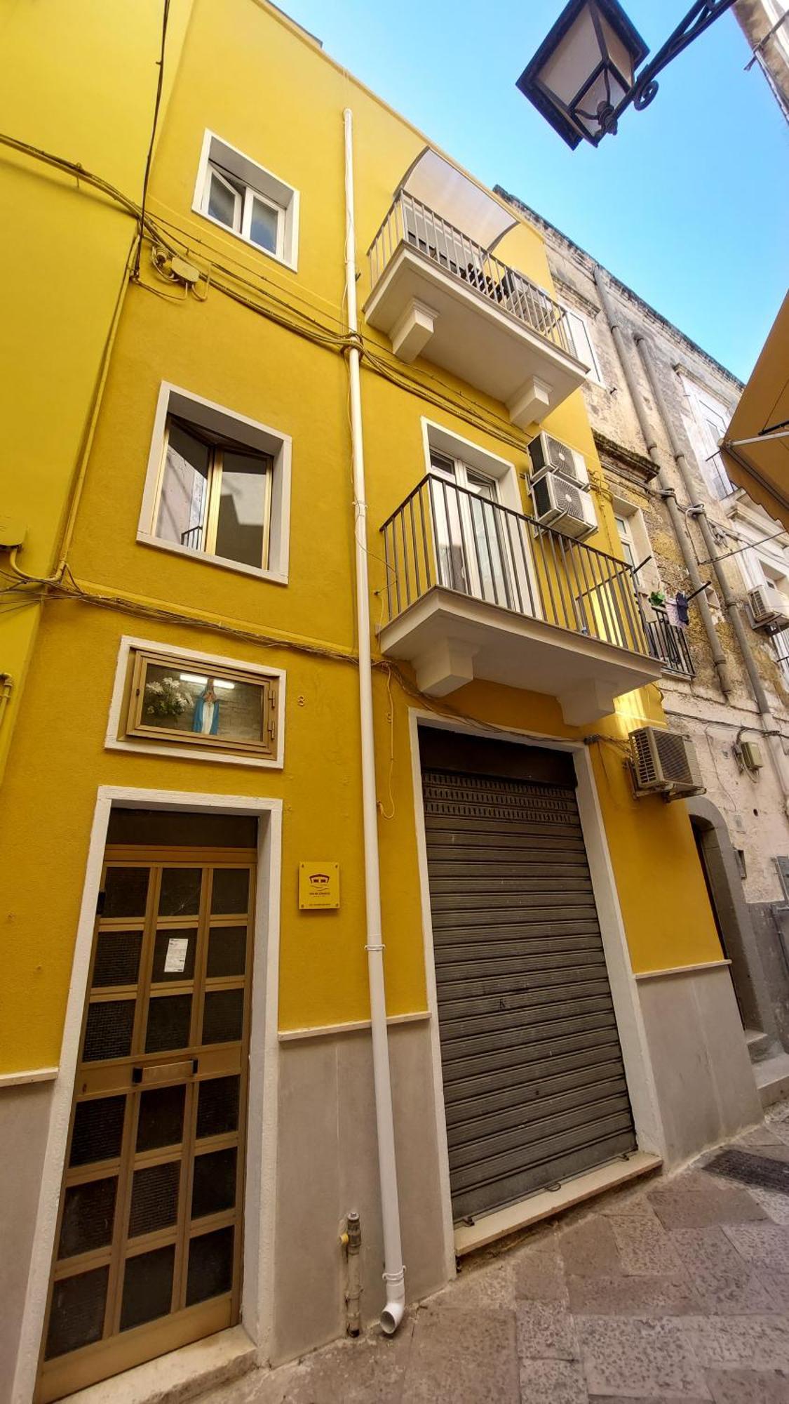 Vico Del Consiglio * Bari